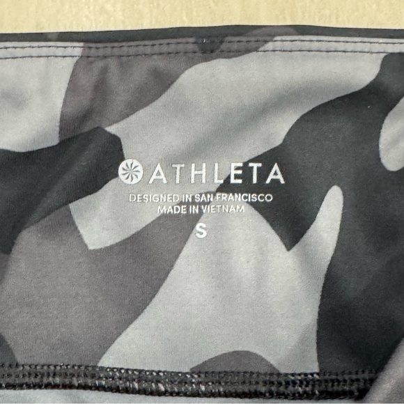 Athleta Camo Contender 7/8 Tight Legging Women's Small Black Gray - Picture 7 of 16